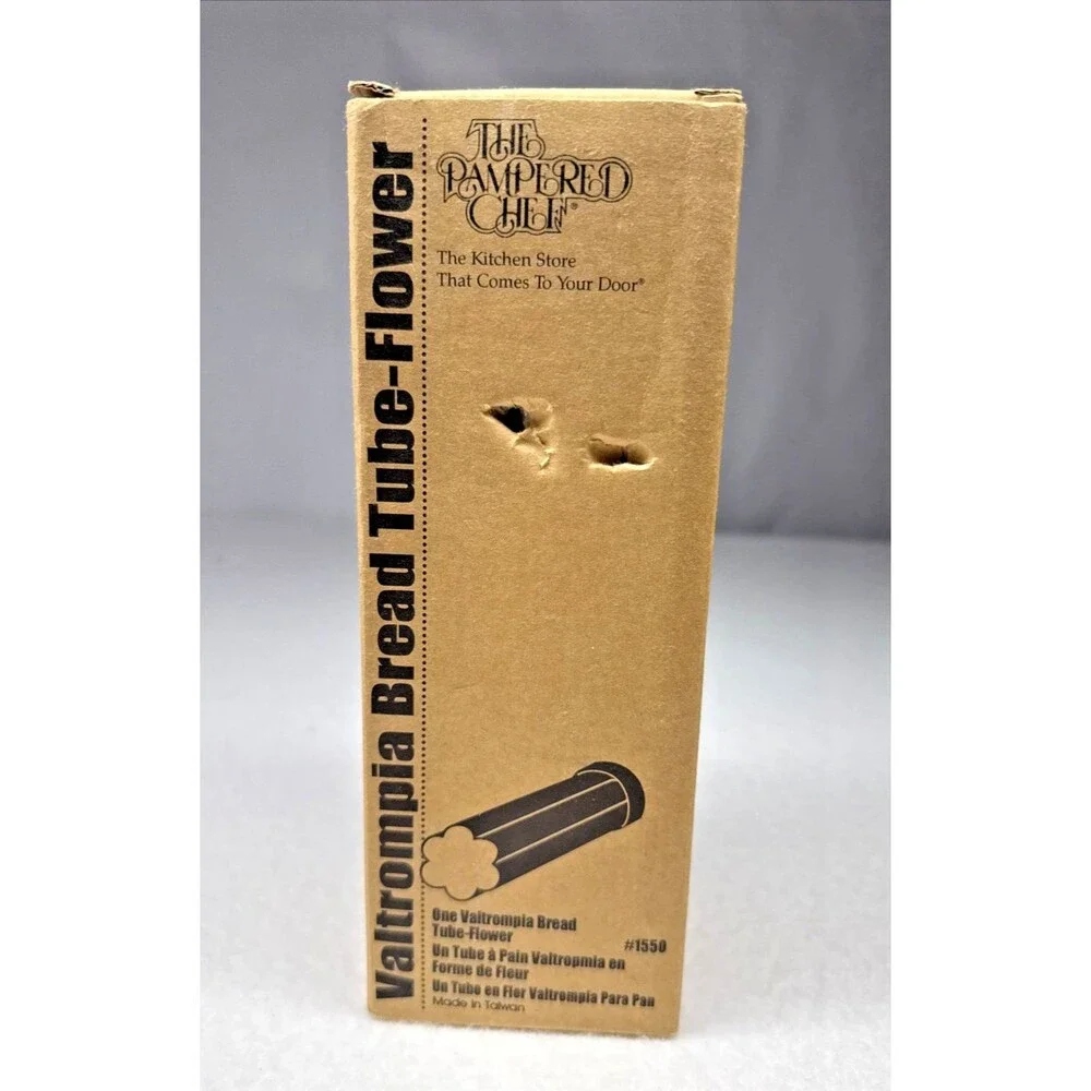 Pampered Chef #1550 Valtrompia Flower Bread Tube Mold Box Recipe Book Vintage